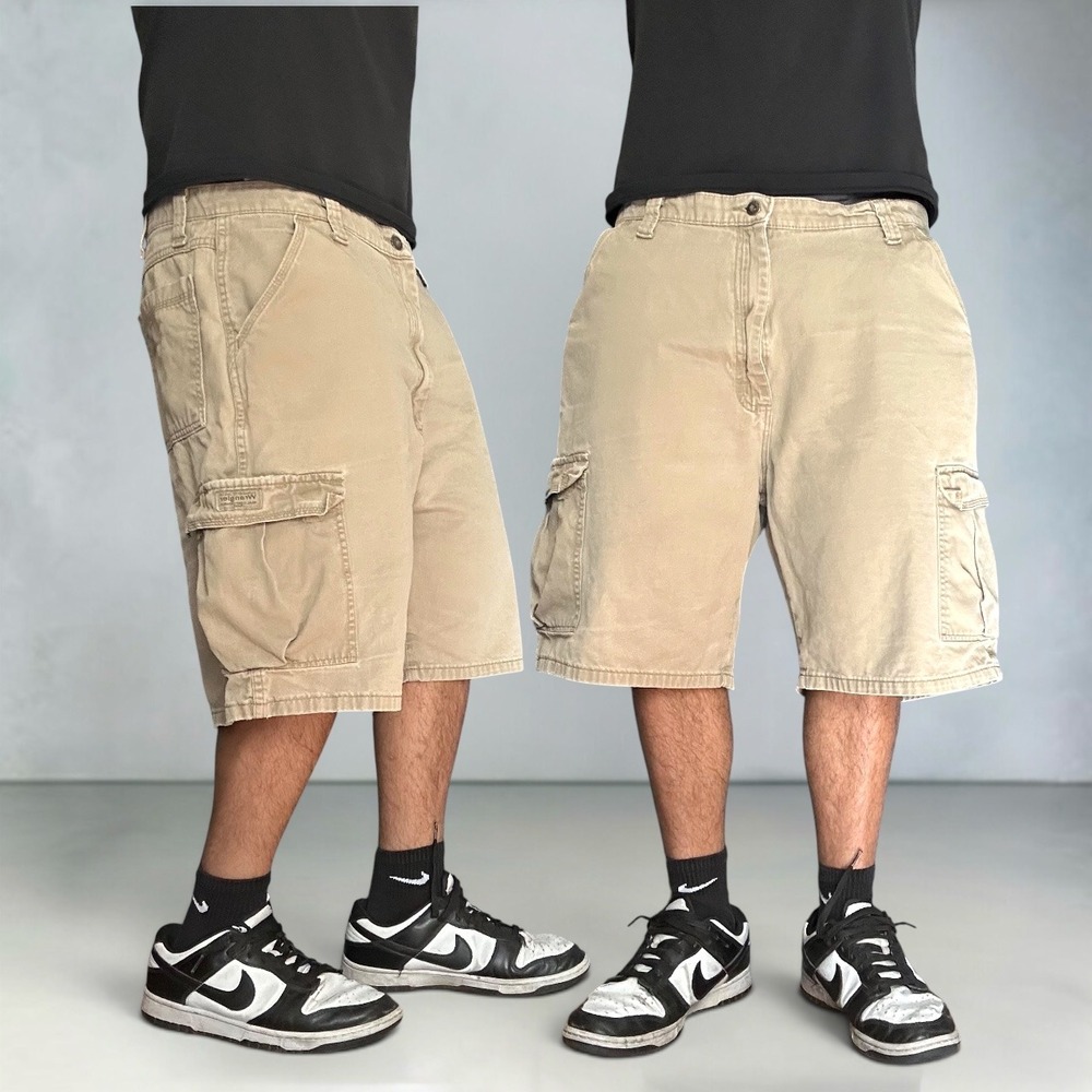Wrangler Cargo Shorts Tan Khaki Baggy Skater Y2K Goth Size 38